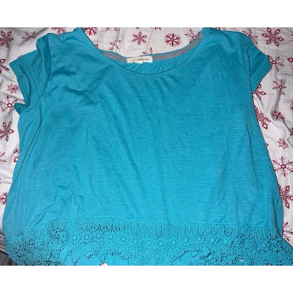 blue/turquoise rewind cropped shirt